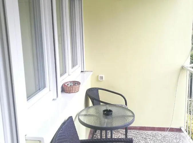 Pretty Big Double Bed With Balcony