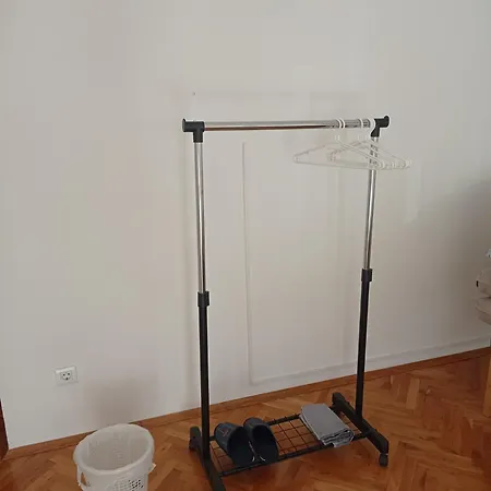Pretty Big Double Bed With Balcony Проживание в семье Сплит